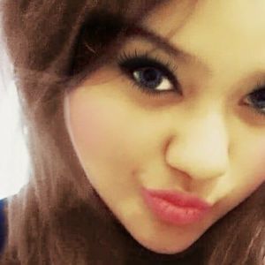 Meet your Posher, April